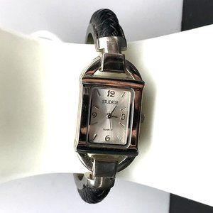 Studio Time Women's Silver Tone Analog Quartz Cuff Watch STD2582 New Battery